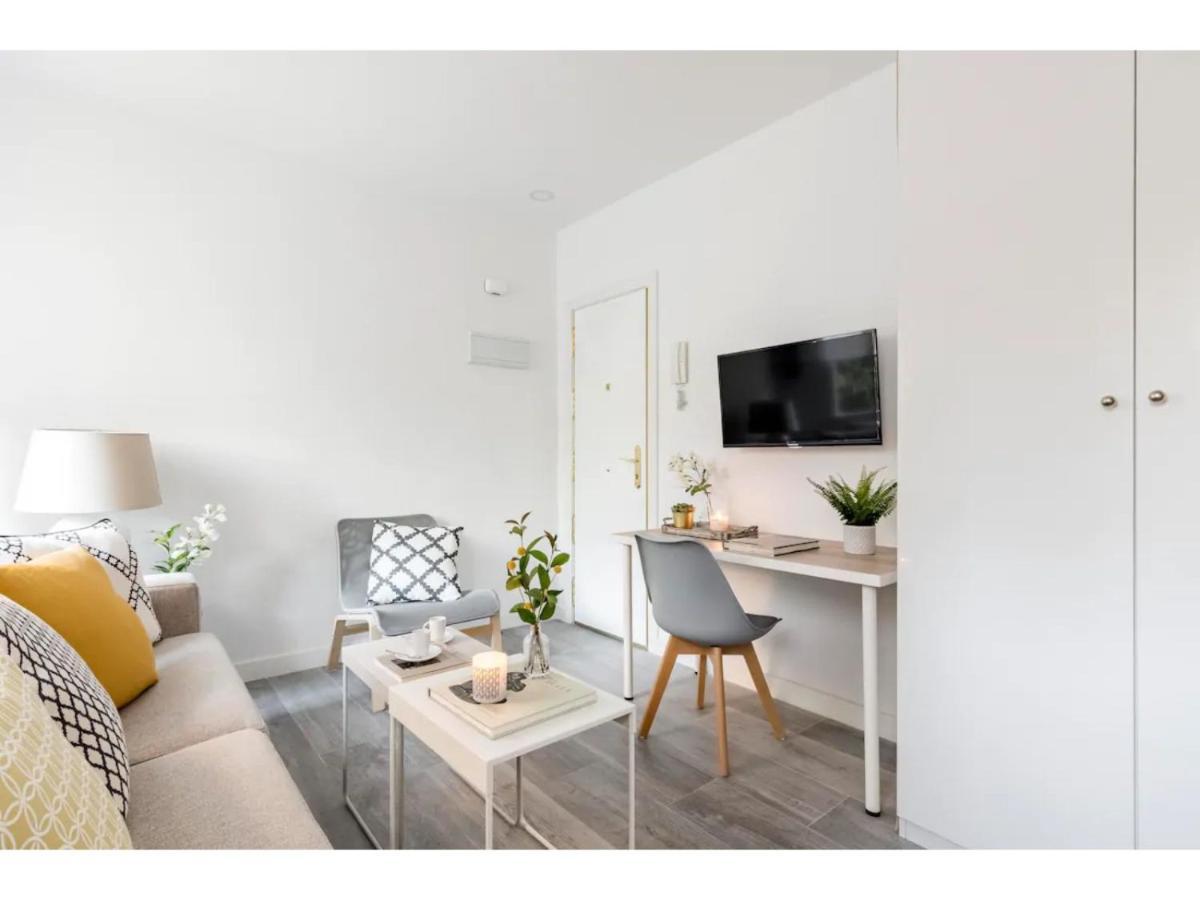 Cozy Studio Madrid Exterior photo